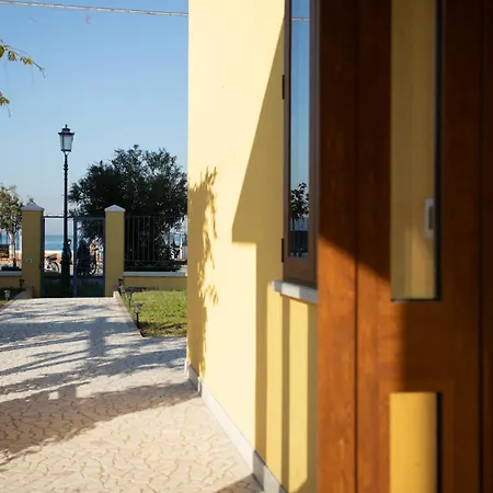 Dimora Magnolia - Isola Di Pellestrina Ve * ונציה