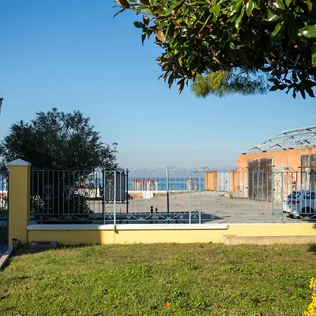 בית נופש Dimora Magnolia - Isola Di Pellestrina Ve *